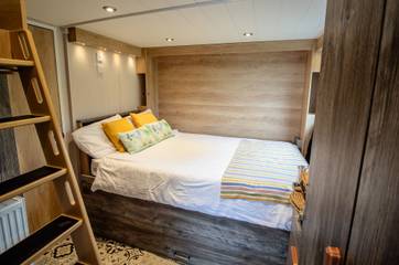 Glamping for 6 People in Powys, Mid-Wales, Photo 2