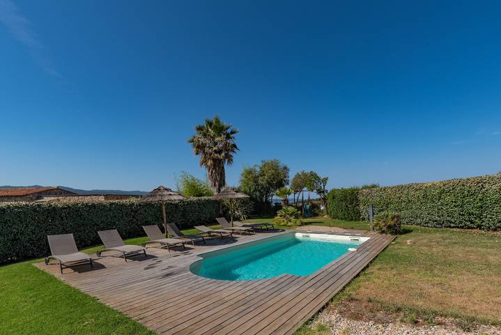 Gîte pour 4 personnes, avec jardin ainsi que piscine et terrasse dans Porticcio - 2