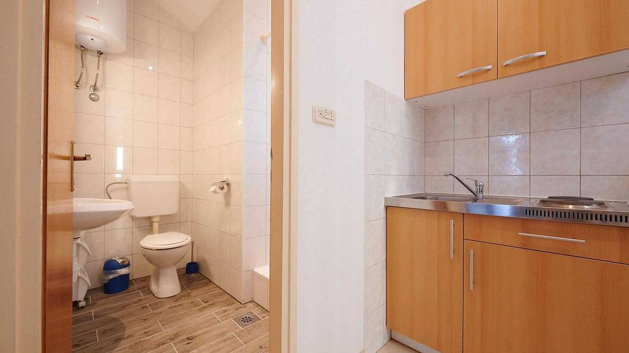Ganze Ferienwohnung, Ferienwohnung für 4 Personen (25 m²) in Kastel Stafilic in Kastel Stafilic, Kaštela