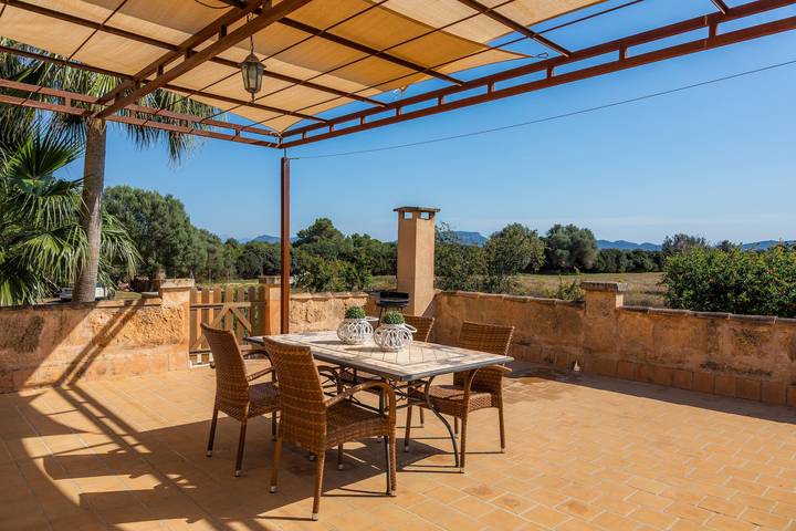 Agroturismo Xaloc com piscina, varanda, jardim e terraço (tudo partilhado entre 5 propriedades) in Llucmajor, Majorca (Sul)