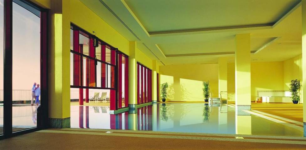 Ferienanlage für 4 Personen, mit Balkon und Terrasse sowie Garten und Kinderpool in Portugal - 2