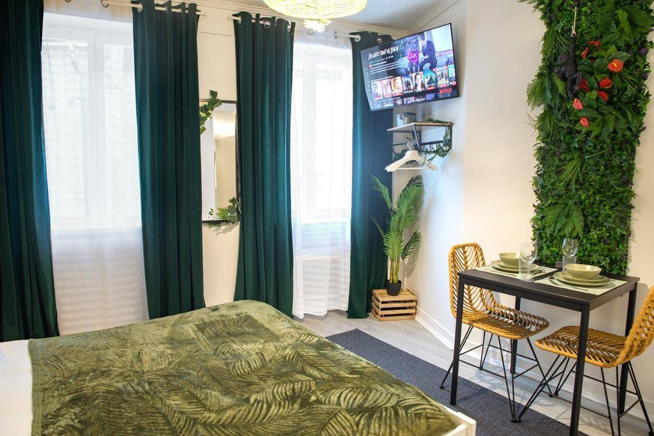Appartement entier, One-Bedroom Apartment in Dammartin-en-Goële, Seine-et-Marne
