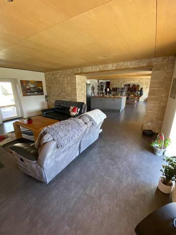 Gîte pour 15 personnes, avec terrasse et jardin à Corcoué-sur-Logne