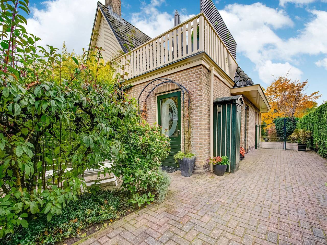 Entire apartment, Apartment Noordwolde Rural Retreat in Friesland