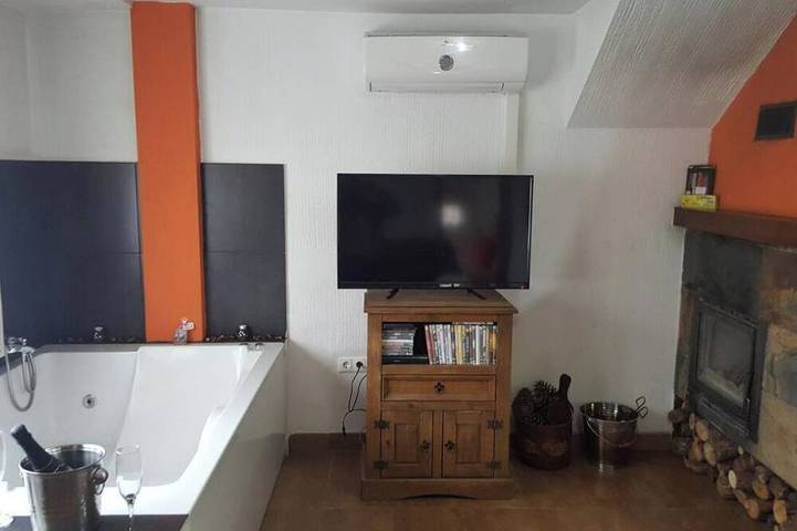 Aptos ländliche Wohnung. Tourist La Reserva für 2 Personen in Pajaroncillo, Cuenca Provinz