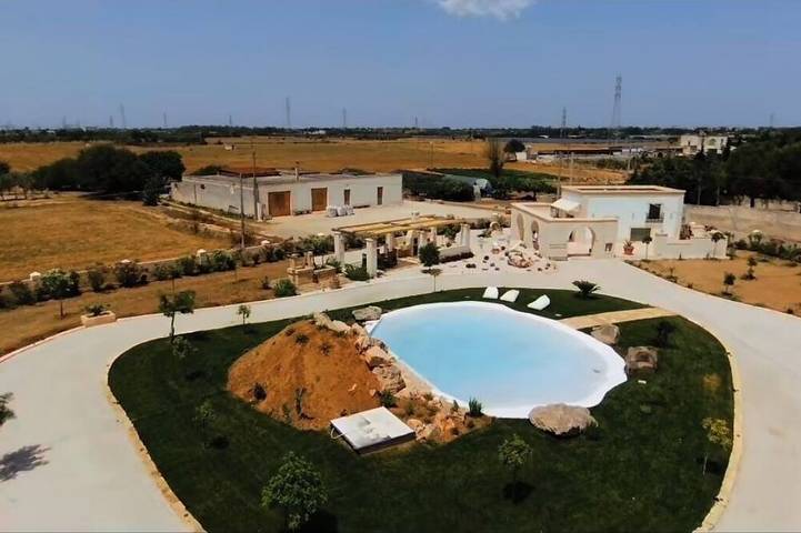 Ferienhaus für 6 Personen, mit Pool und Whirlpool, mit Haustier