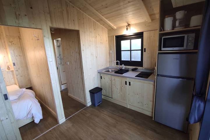 Berghütte-Klassisch-Ensuite mit Bad-Seeblick in Flayat, Regionaler Naturpark Millevaches en Limousin