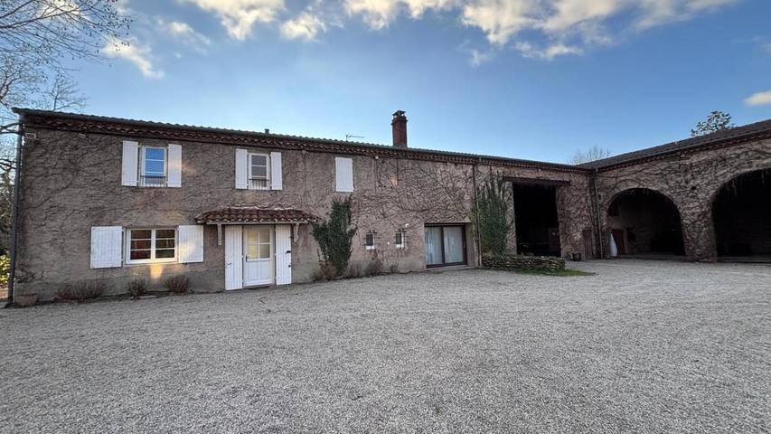 Location de vacances pour 12 personnes, avec piscine et jardin, animaux acceptés à Pont-de-Larn - 2