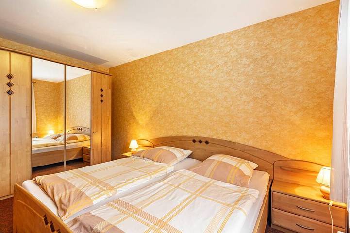 Ferienwohnung für 5 Personen, mit Garten und Sauna sowie Terrasse in Usseln - 4