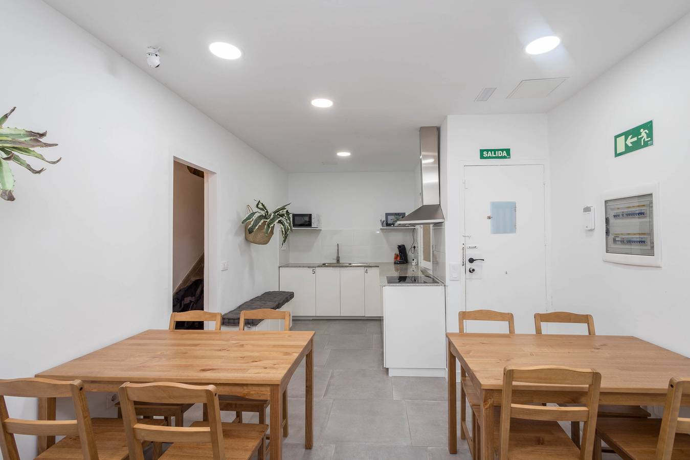 Ganze Ferienwohnung, Coliving Mol-Terrace, Private Tv & Fridge - 1 in Las Rehoyas, Las Palmas
