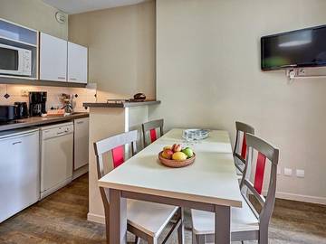 Camping pour 4 Personnes dans Saint-Sauveur-de-la-Mer, Côte Fleurie, Photo 4