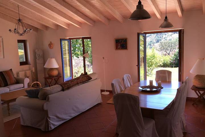 Geräumige Villa in wunderschöner Umgebung in São Teotónio, Costa Alentejana