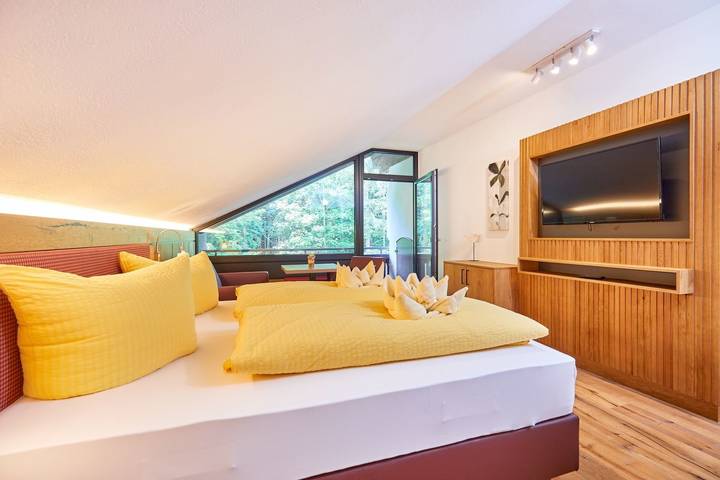 Ferienwohnung für 3 Personen, mit Sauna und Balkon sowie Ausblick und Garten in Dachstein Salzkammergut - 3