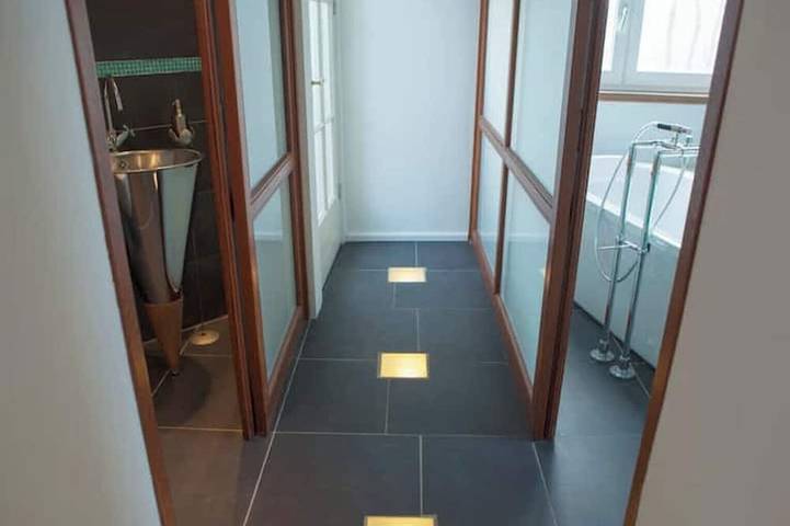 B&B in der Nähe von Amsterdam mit Jacuzzi, Poolbillard und Frühstück in Abcoude, Groene Hart