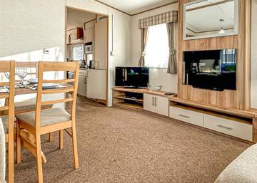 Caravan for 4 People in Shalfleet, Isle of Wight, Photo 1