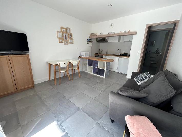 Gîte pour 2 personnes, avec Terrasse à Montfaucon (France) - 2