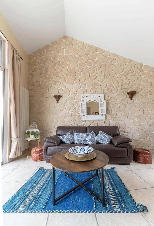 Location de vacances pour 2 personnes, avec vue et jardin à Gannat