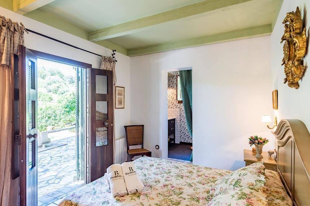 Huerta de la Fuente Hornachuelos in Hornachuelos, Sierra de Hornachuelos