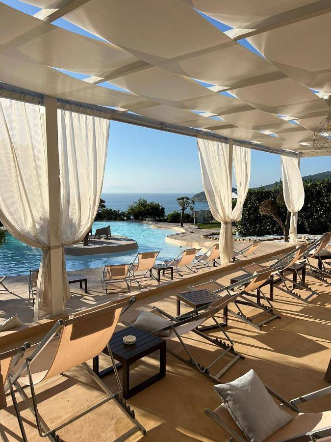 B&b per 2 persone, con sauna e piscina nonché giardino e panorama a Castellabate