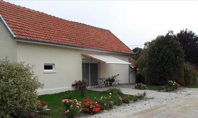 Gîte pour 2 personnes, avec terrasse et jardin dans Champigny-sur-Aube