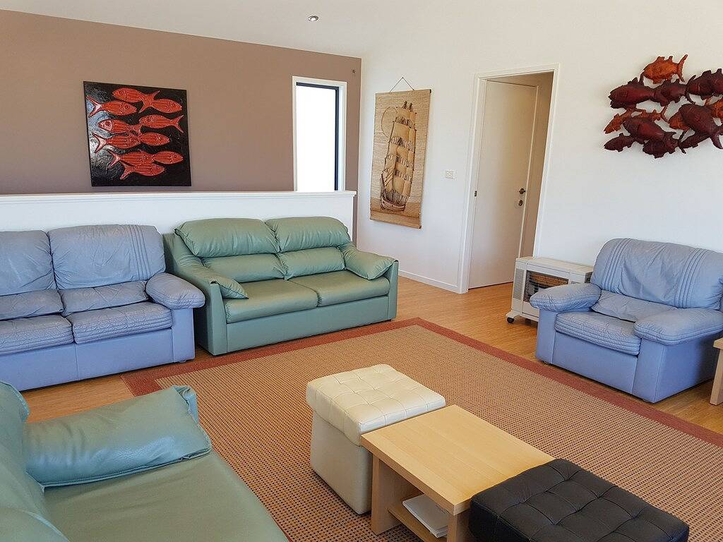 \"Lazy Dayz\" Currarong Strandhaus. 50 m von unberührten Stränden und Wanderwegen entfernt in Currarong, Jervis Bay