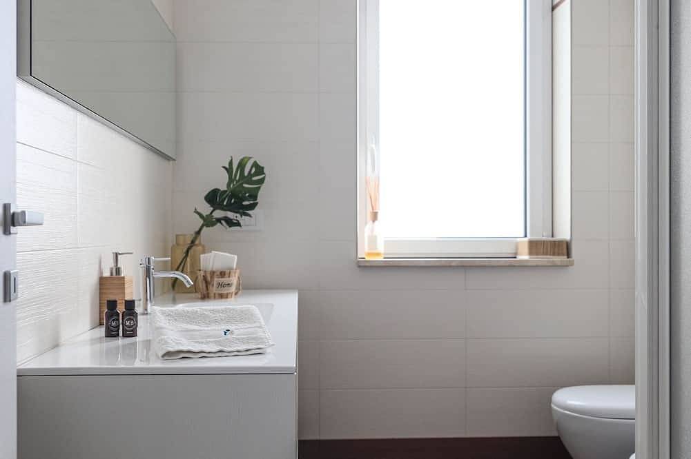 Finely furnished villa with large patio and garden between Monopoli and Alberobello in Castellana Grotte, Bari Province