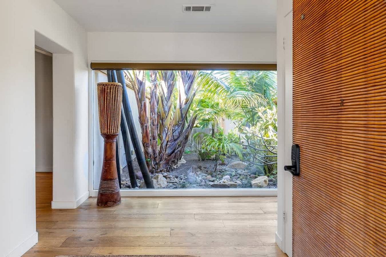 Carlsbad Zen - Large Pool in Carlsbad, San Diego County