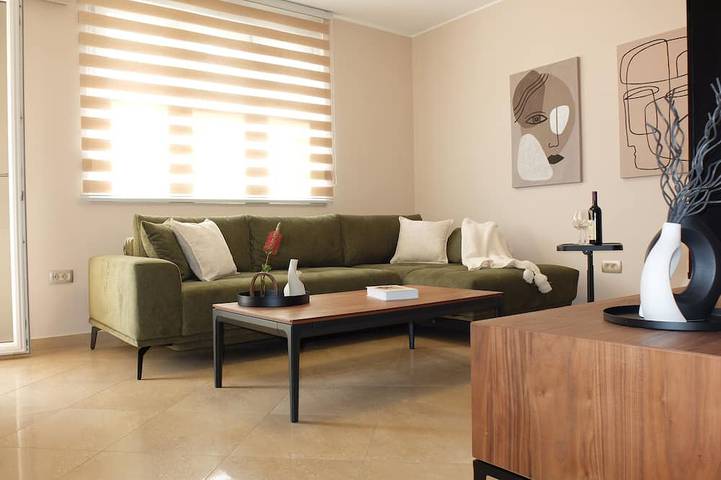 Ferienwohnung für 5 Personen, mit Balkon in Budva