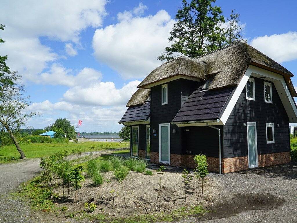 Villa in Nunspeet mit Sauna und Terrasse in Nunspeet, Veluwe