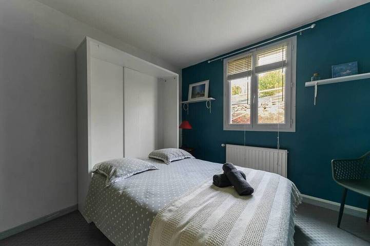 Gîte pour 8 personnes, avec Jardin à Abrest - 4