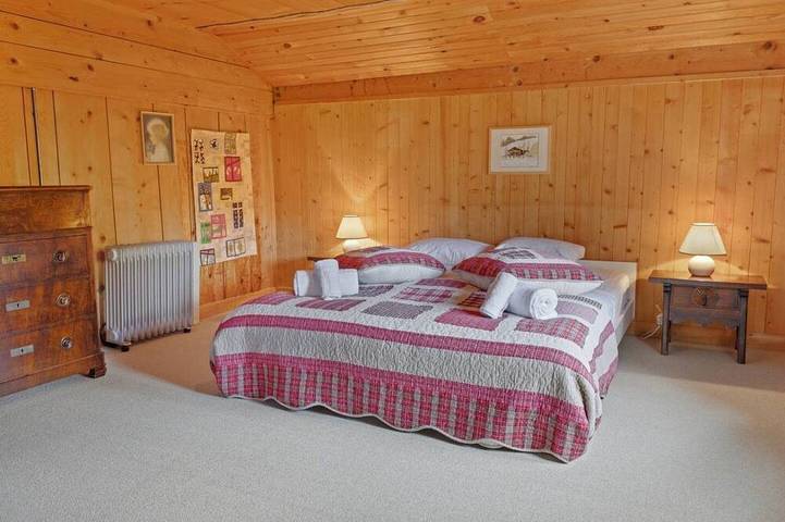 Ganze Wohnung, Family apartment in a historic chalet in Les Diablerets, Ormont-Dessus (Les Diablerets)