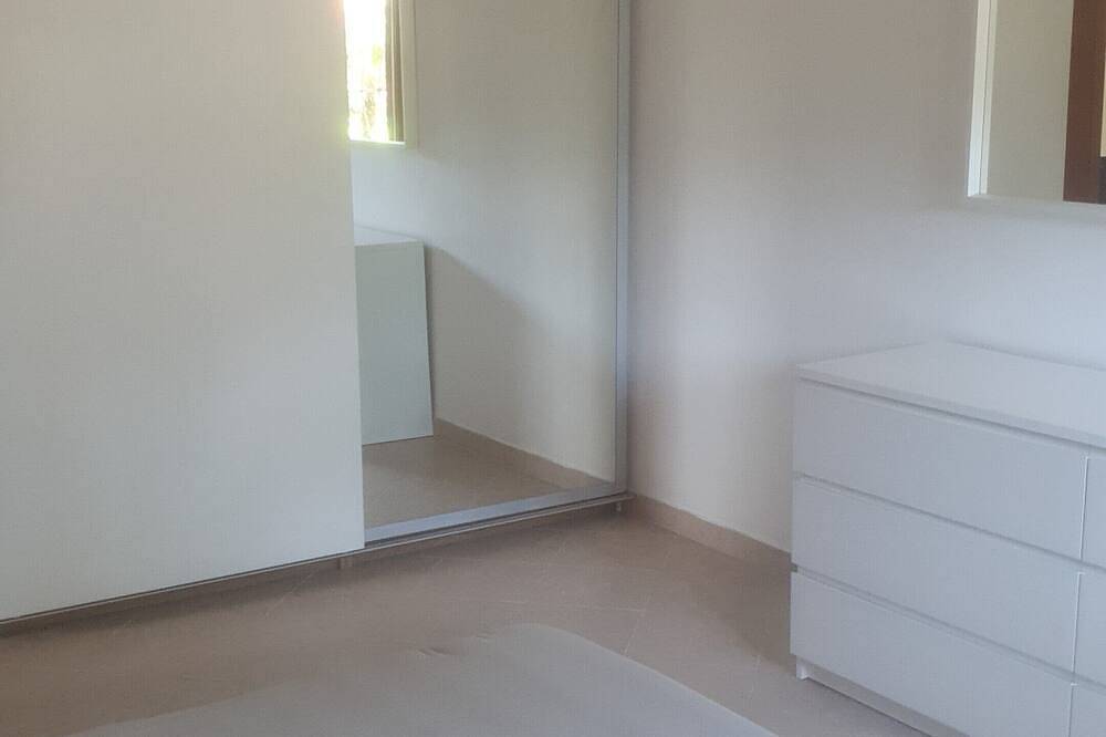 Ganze Wohnung, Schöne Wohnung in Residenz 200 m vom Meer entfernt, umgeben von viel Grün in Paestum, Cilento