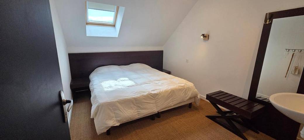 Gîte pour 36 personnes, avec jardin et vue dans Louchy-Montfand - 3