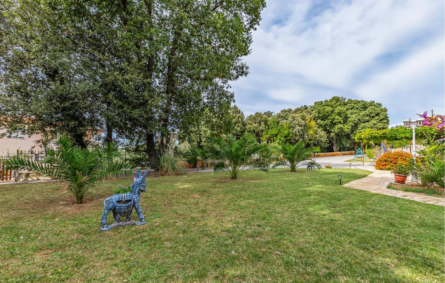 Appartement de vacances entier, Appartement confortable avec Wi-Fi, terrasse et parking - à 1,5 km de la plage in Banjole, Côte Sud d'Istrie