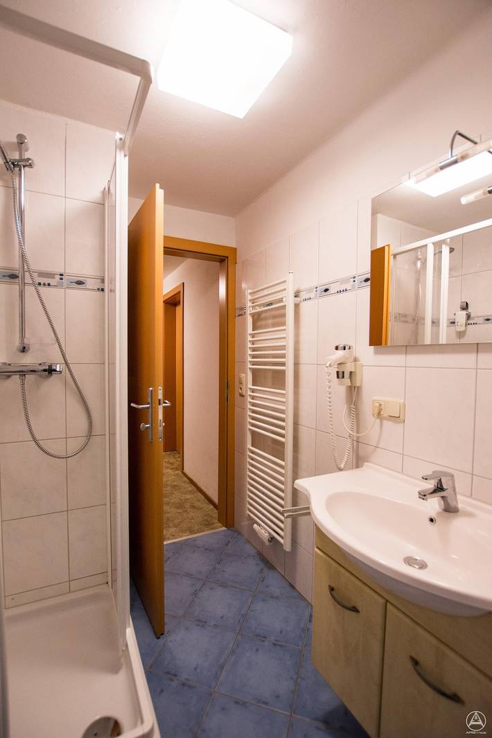 Dreibettzimmer Nr. 119, Dusche, Wc in Murau, Murau (Kreischberg)