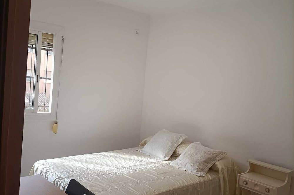 Apartamento entero, Fully-equipped family apartment 3km from the sea in El Barrio, San Juan de Alicante