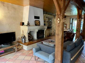 Location de vacances pour 8 personnes, avec jardin et vue à Monpazier