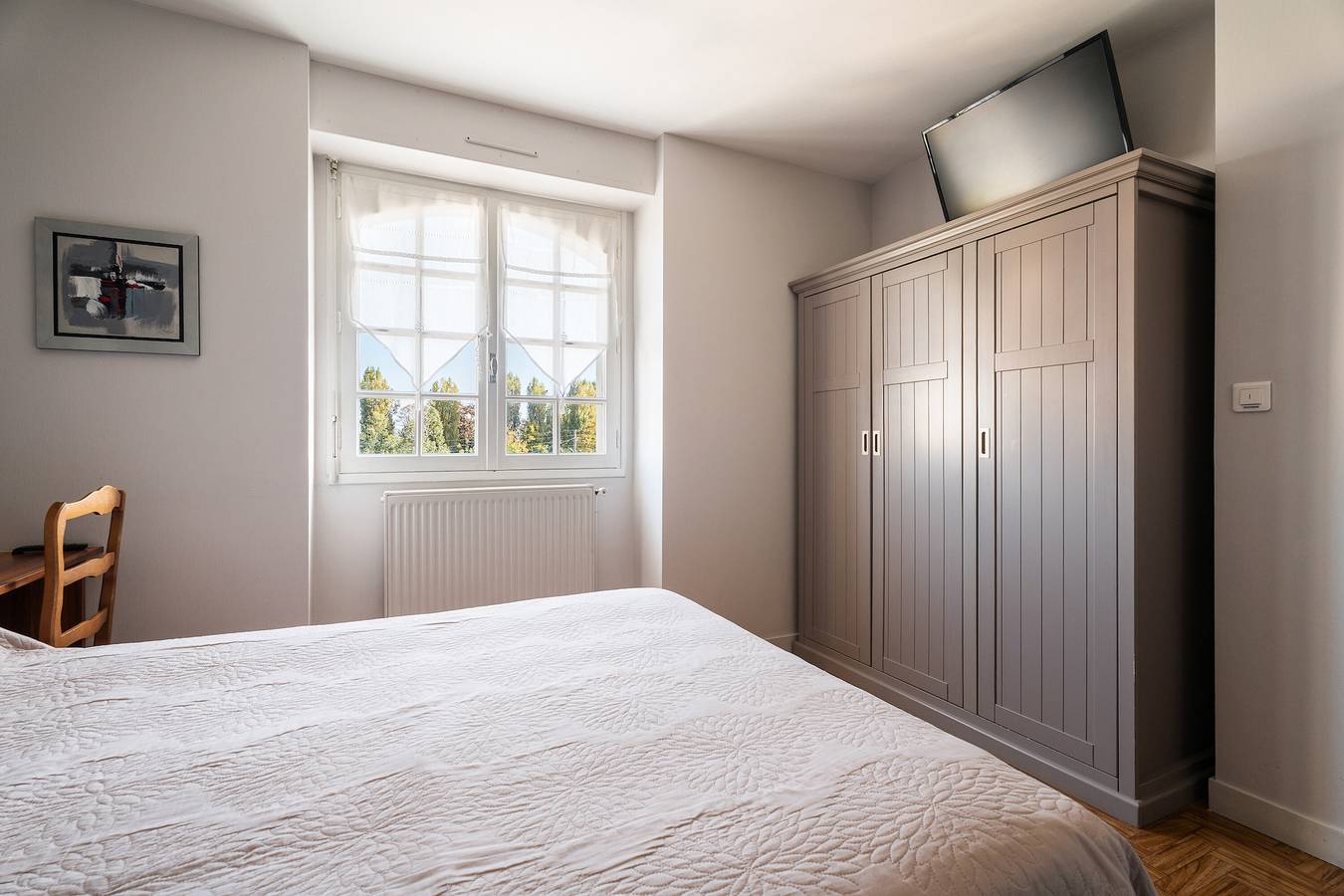 Chambre d'hôtes 'La Mansardière - Chambre 1' avec jardin commun et Wi-Fi in Cancale, Baie du Mont-Saint-Michel