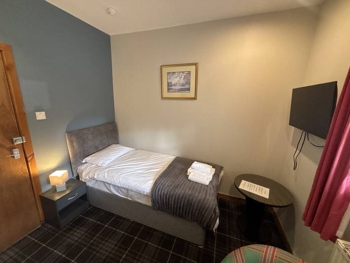 Ganze Ferienwohnung, Ferienwohnung für 1 Person mit Garten in Kingussie, Highlands