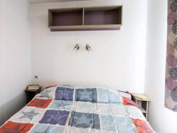 Camping Les Dinosaures - Mobilhome 6 personnes - Mobil Home Cosy 4 Pièces 6 Personnes + Tv in Talmont-Saint-Hilaire, Vendée