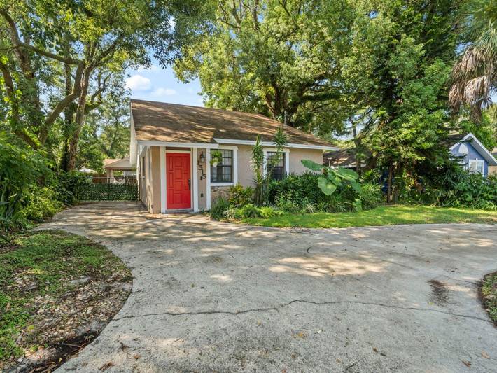 Casa vacacional para 10 personas, con jardín, Se admiten mascotas en Tampa