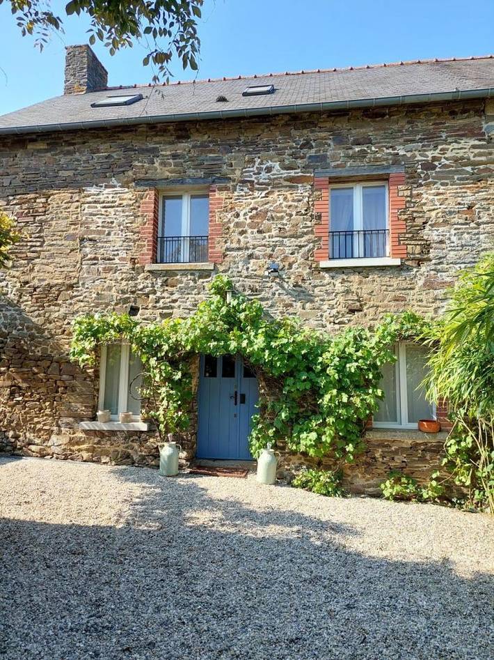 Gîte pour 6 personnes, avec Vue à Epiniac