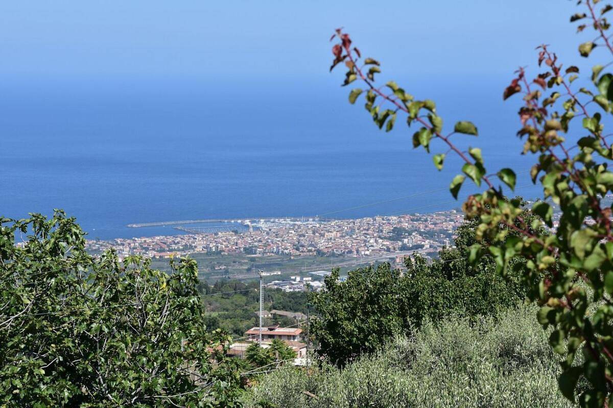 One-Bedroom House in Sant'Alfio, Sant'Alfio (comune)