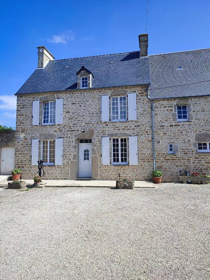 Ferienhaus für 10 Personen, mit Terrasse und Garten sowie Ausblick