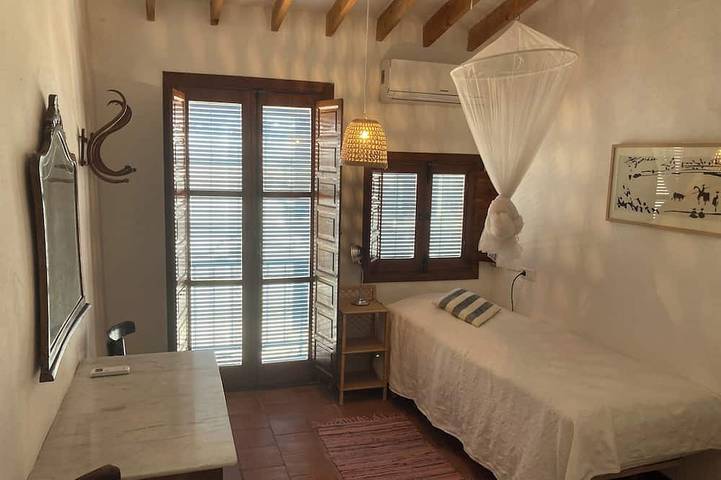 Maison de vacances avec balcon et terrasse sur le toit in Maro, Nerja