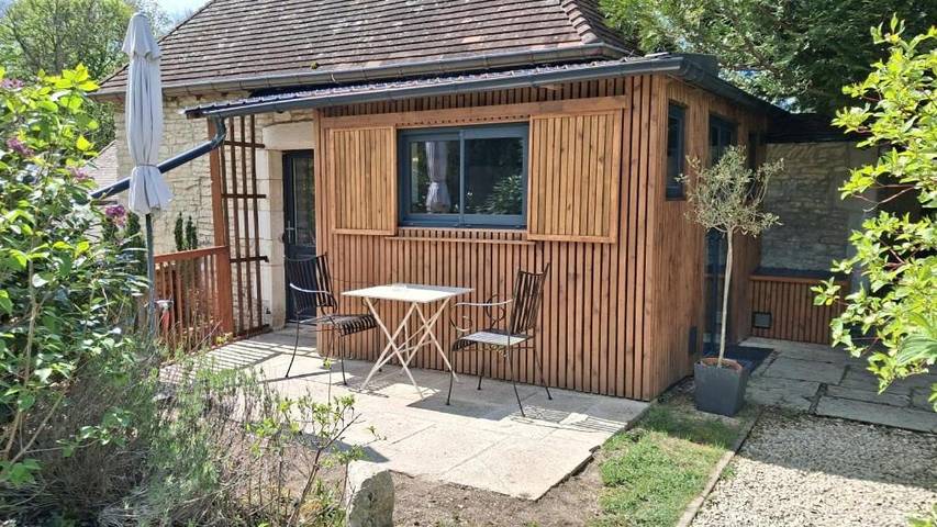 Chambre d’hôte pour 2 personnes, avec Terrasse ainsi que Jardin et Piscine dans Parc national de forêts - 2