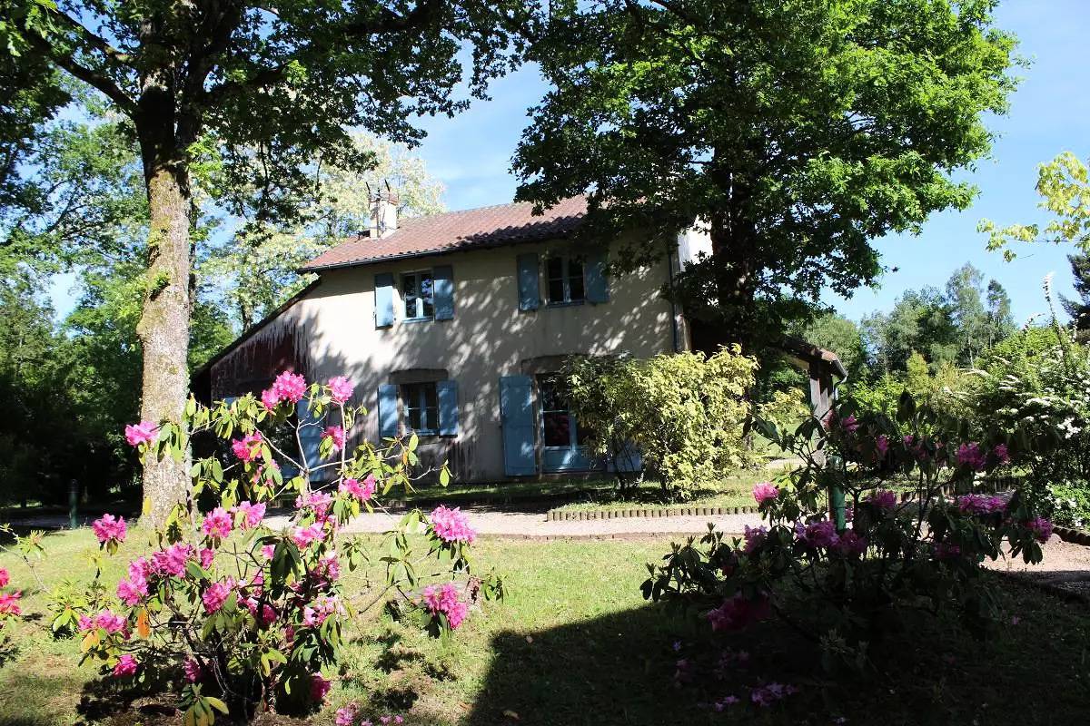 Gîte de France 6 personnes in Meuzac, Région de Limoges