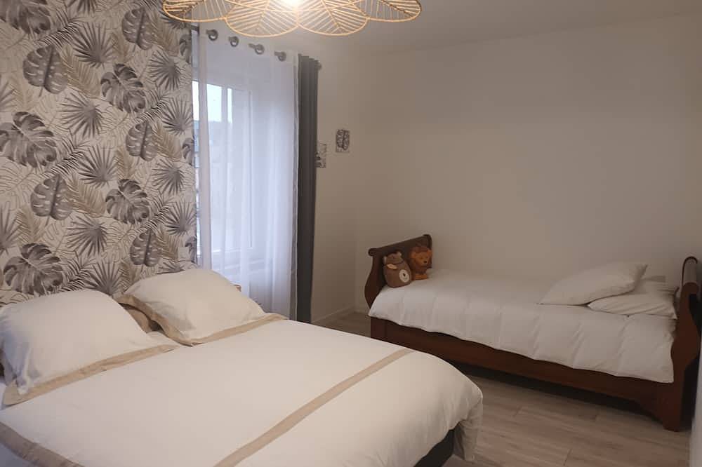 Magnificent Duplex Gite Gambetta Familial in Ploumagoar, Guingamp Region