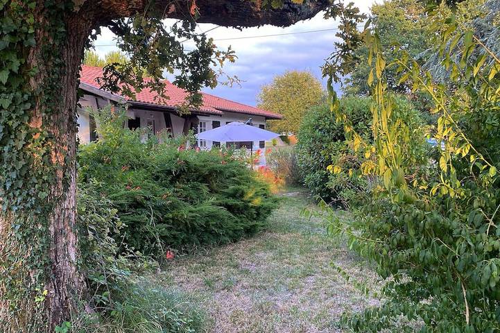 Ferienhaus für 8 Personen, mit Garten - 1