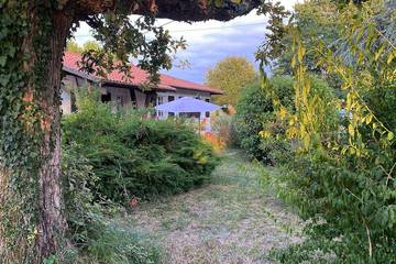 Gîte pour 8 personnes, avec jardin à Sainte-Eulalie-en-Born